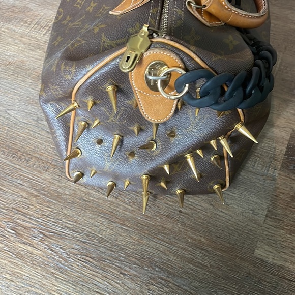 Louis Vuitton Custom Made Bag - Picture 2 of 4